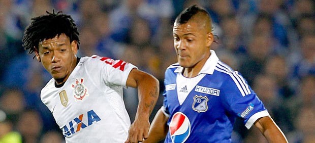 Romarinho jogo Corinthians Millonarios Libertadores (Foto: Reuters)