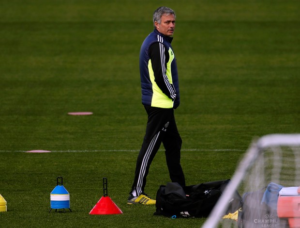 jose mourinho real madrid treino (Foto: Agência Reuters)