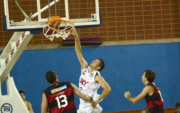 basquete Pinheiros e Flamengo NBB (Foto: Ícaro Limaverde / Divulgação)