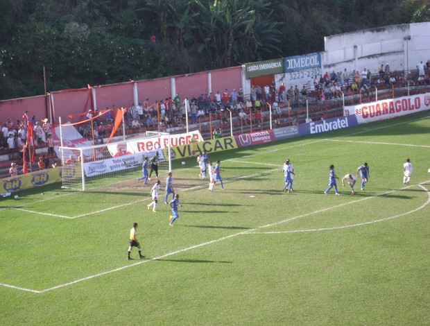 Guarani-MG e Nacional-MG, durante jogo de volta da série d (Foto: Valquíria Souza /Tv Integração)