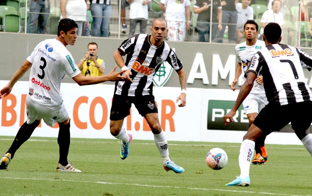 Diego Tardelli jogo Atlético-MG Tupi (Foto: Paulo Fonseca / FuturaPress)