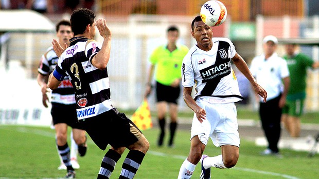 Luis Ramirez jogo Ponte Preta XV de Piracicaba (Foto: Denny Cesare / Ag. Estado)