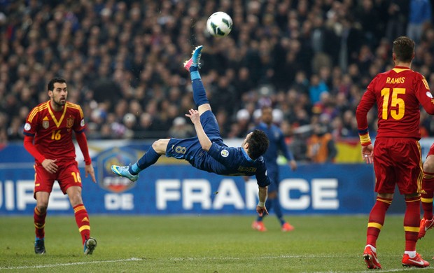 Valbuena, França x Espanha (Foto: AP)