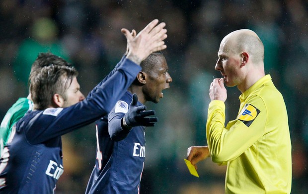 beckham paris saint germain x Saint Etienne (Foto: Reuters)