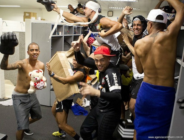 Corinthians harlem shake (Foto: Agência Corinthians)