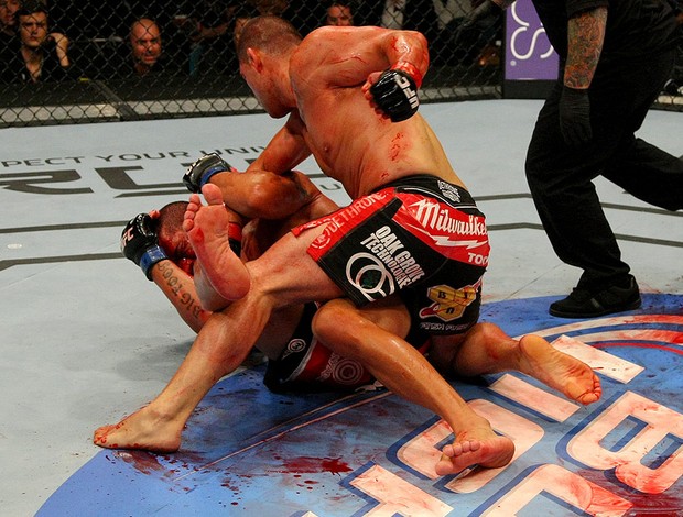 UFC146 Cain Velasquez Antonio Silva (Foto: Agência Getty Images)