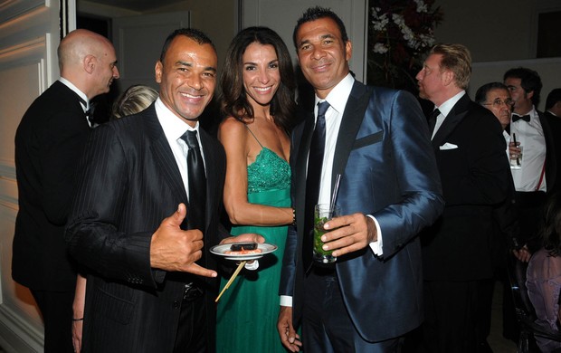 Prêmio Laureus - Cafú, Gullit e Esposa na Festa (Foto: André Durão)