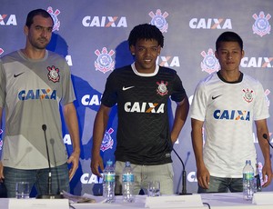 corinthians caixa danilo zizao romarinho (Foto: Daniel Augusto Jr./ Agência Corinthians)