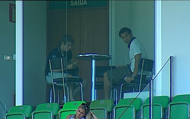 Atacante Fred, do Fluminense, no Independência (Foto: Reprodução Sportv)