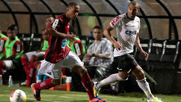 Emerson Sheik, Corinthians x Ituano (Foto: Miguel Schincariol/Agência Estado)