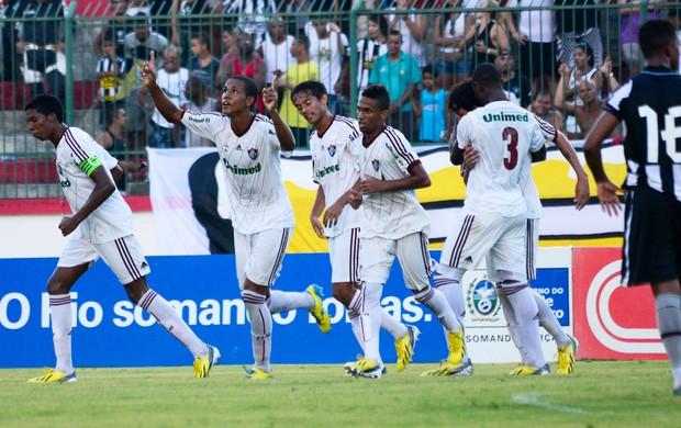 Fluminense comemora gol sobre o Botafogo - Sub 20 (Foto: Bruno Haddad/Fluminense FC)