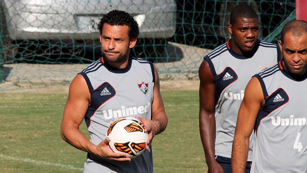 Fred no treino do Fluminense (Foto: Rodrigo Ferreira/Photocamera)