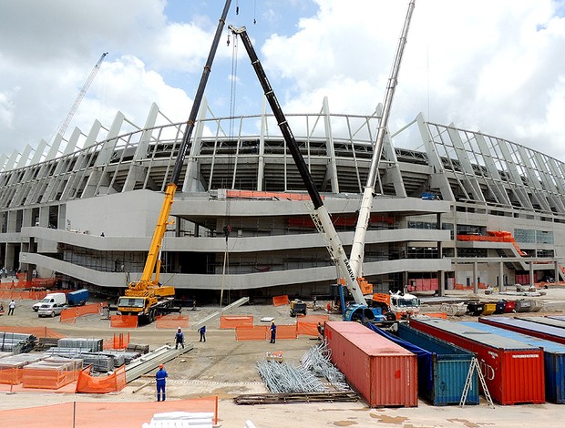 obras estádio Arena Pernambuco Copa 2014 Fifa (Foto: Elton de Castro)