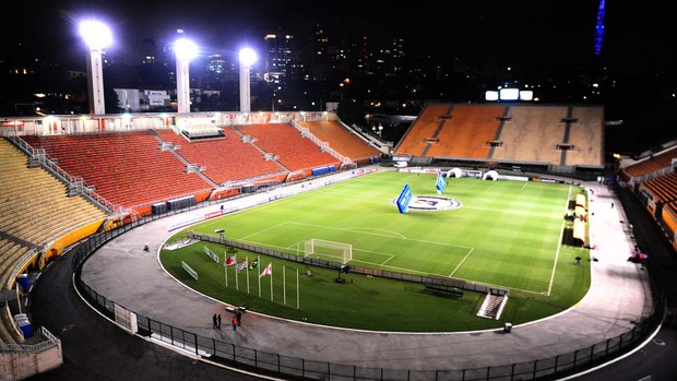 Pacaembu, Corinthians x Millonarios (Foto: Marcos Ribolli)