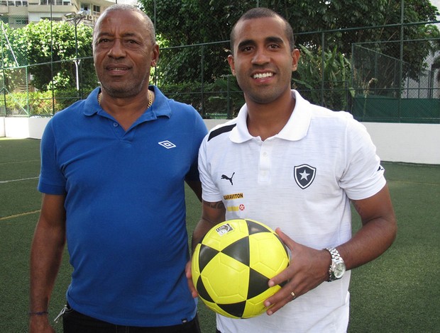 Julio Cesar, do Botafogo (Foto: Raphael Bózeo)