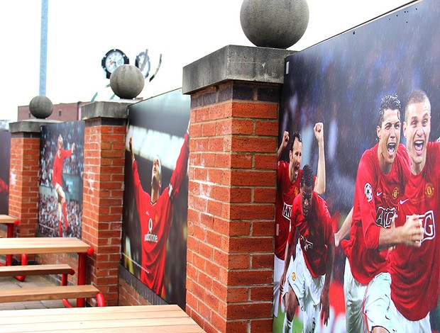 Cristiano Ronaldo no painel do Manchester United jogo Real Madrid (Foto: Felipe Rocha)