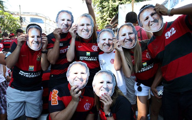 torcida do Flamengo no Engenhão para o jogo com o Botafogo (Foto: Guilherme Pinto / Ag. O Globo)