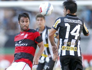 Ibson na partida do Flamengo contra o Botafogo (Foto: Ivo Gonzalez / Agencia O Globo)