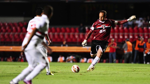 Rogerio Ceni, São Paulo x The Strongest (Foto: Marcos Ribolli)