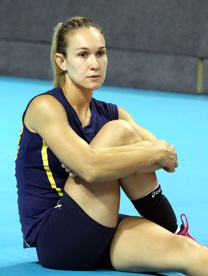 Fernandinha durante treino do Campinas (Foto: Felipe Christ / Amil)