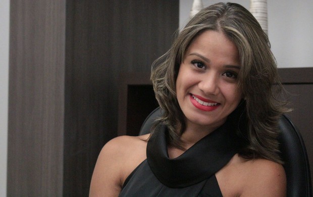 Izabela Araújo, estudante de radiologia, que deu um beijo no Fred do Fluminense (Foto:  Maurício Paulucci)