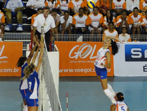 Volei Feminino -  Minas x Osasco (Foto: Léo Simonini)