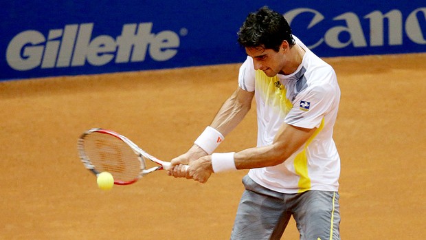 Thomaz Bellucci no tênis contra Filippo Volandri no Brasil Open (Foto: Gaspar Nóbrega  / Inovafoto)