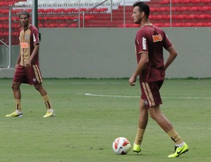 Rever no Treino do Atlético-MG (Foto: Léo Simonini)