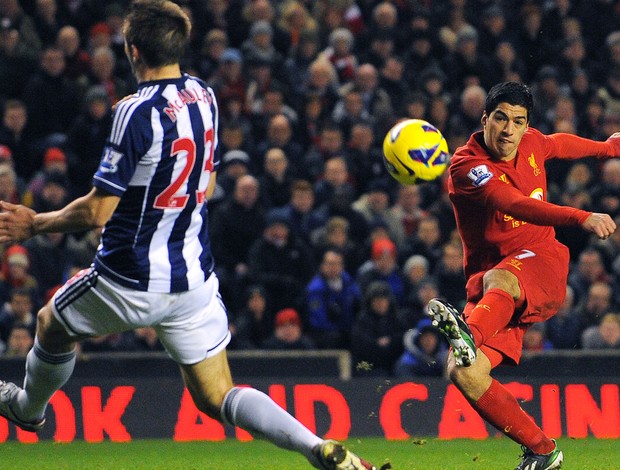 luis Suarez, Liverpool x West Bromwich (Foto: AFP)