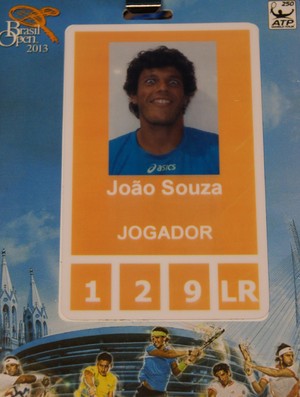 João Souza Feijão tênis Brasil Open credencial (Foto: Alexandre Cossenza)