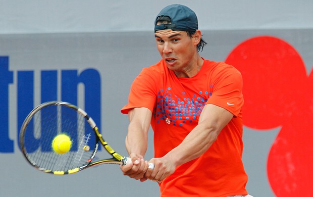 Nadal no treino de tênis no Chile (Foto: Reuters)