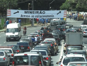 Engarrafamento no Mineirão (Foto: Felippe Costa)