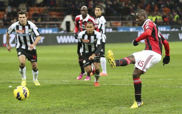 Mario Balotelli Milan Udinese (Foto: AP)