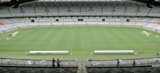 redes mineirão (Foto: Maurício Paulucci / Globoesporte.com)