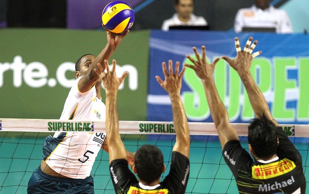 jogo do Rio de Janeiro no vôlei contra Vôlei Futuro (Foto: Gaspar Nóbrega  / Inovafoto)