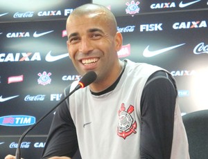 coletiva Emerson Sheik no Corinthians (Foto: Daniel Romeu / Globoesporte.com)