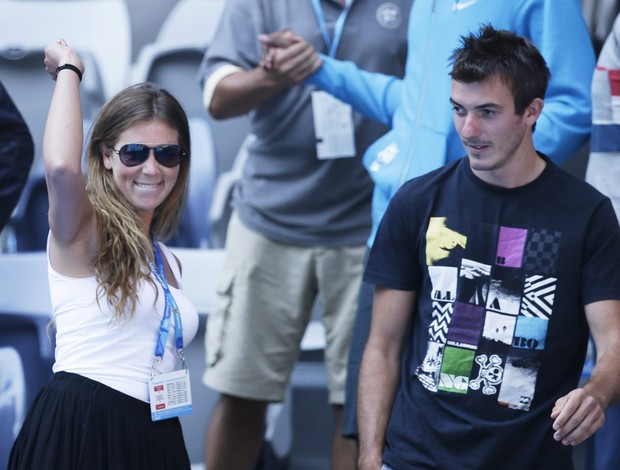 Torcedora torce por Jeremy Chardy no aberto da australia (Foto: EFE)