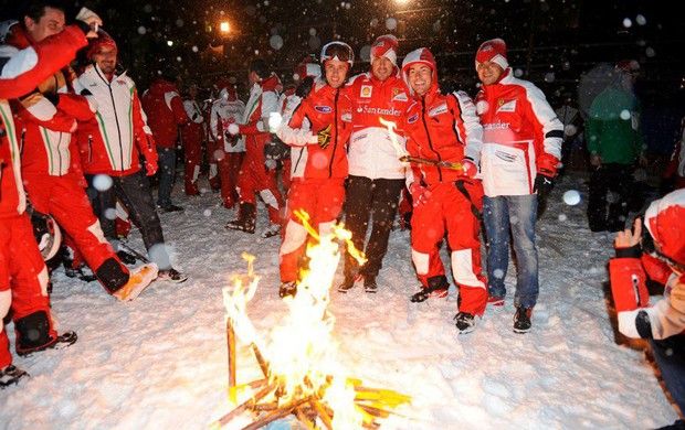 fernando alonso felipe massa ferrari evento wrooom (Foto: Reprodução / Facebook)