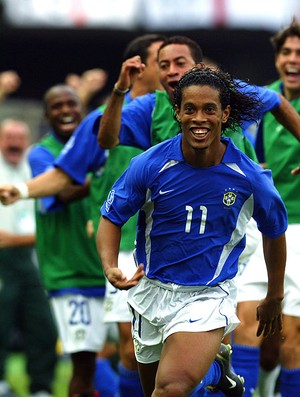 ronaldinho gaúcho brasil Inglaterra copa do mundo 2002 (Foto: Agência Getty Images)