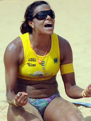 Pri Lima, ao lado de Karin, vence etapa de Fortaleza no Nacional de vôlei de Praia (Foto: Mauricio Kaye / CBV)