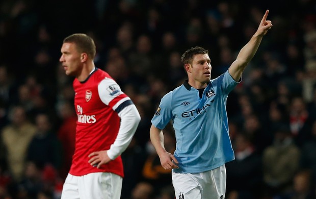 milner manchester city x arsenal (Foto: Reuters)