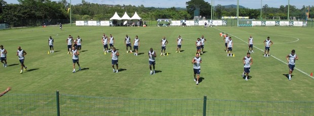 fluminense treino atibaia (Foto: Edgard Maciel de Sá / Globoesporte.com)