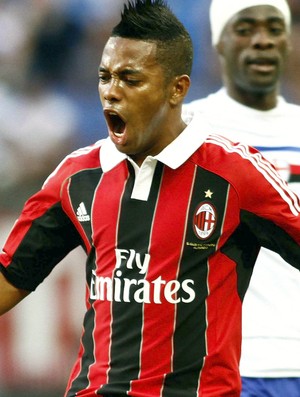 Robinho Milan (Foto: AP)