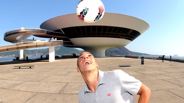 Doria zagueiro Botafogo museu (Foto: André Durão / Globoesporte.com)