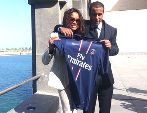 Lucas com sua mãe Fatima, apresentação PSG (Foto: Daniela Scatolin / TV Globo)