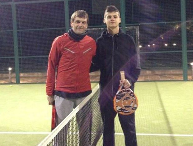 Tito joga padel no final de ano (Foto: Reprodução / Twitter)