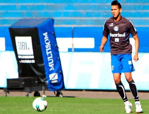 souza grêmio treino olímpico (Foto: Lucas Uebel/TRATO.TXT)