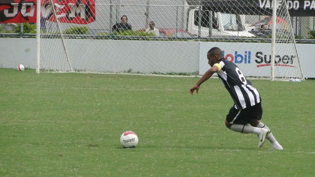 Dedé, volante Botafogo (Foto: Divulgação/Site Oficial Botafogo)