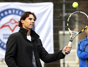 Rafael Nadal participa de inauguração de quadra de tênis na Holanda (Foto: EFE)