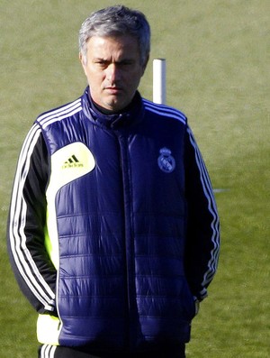 José Mourinho no treino do Real Madrid (Foto: EFE)